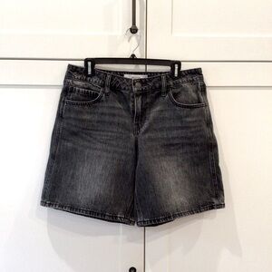 Hollister Black Denim Shorts Size 28